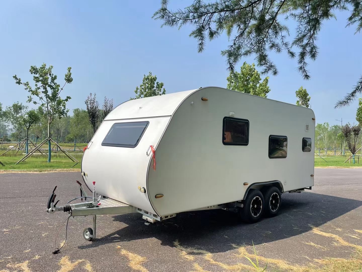 Camper Trailer Suspension Independent - Rimorchio da Viaggio Fuoristrada di Lusso