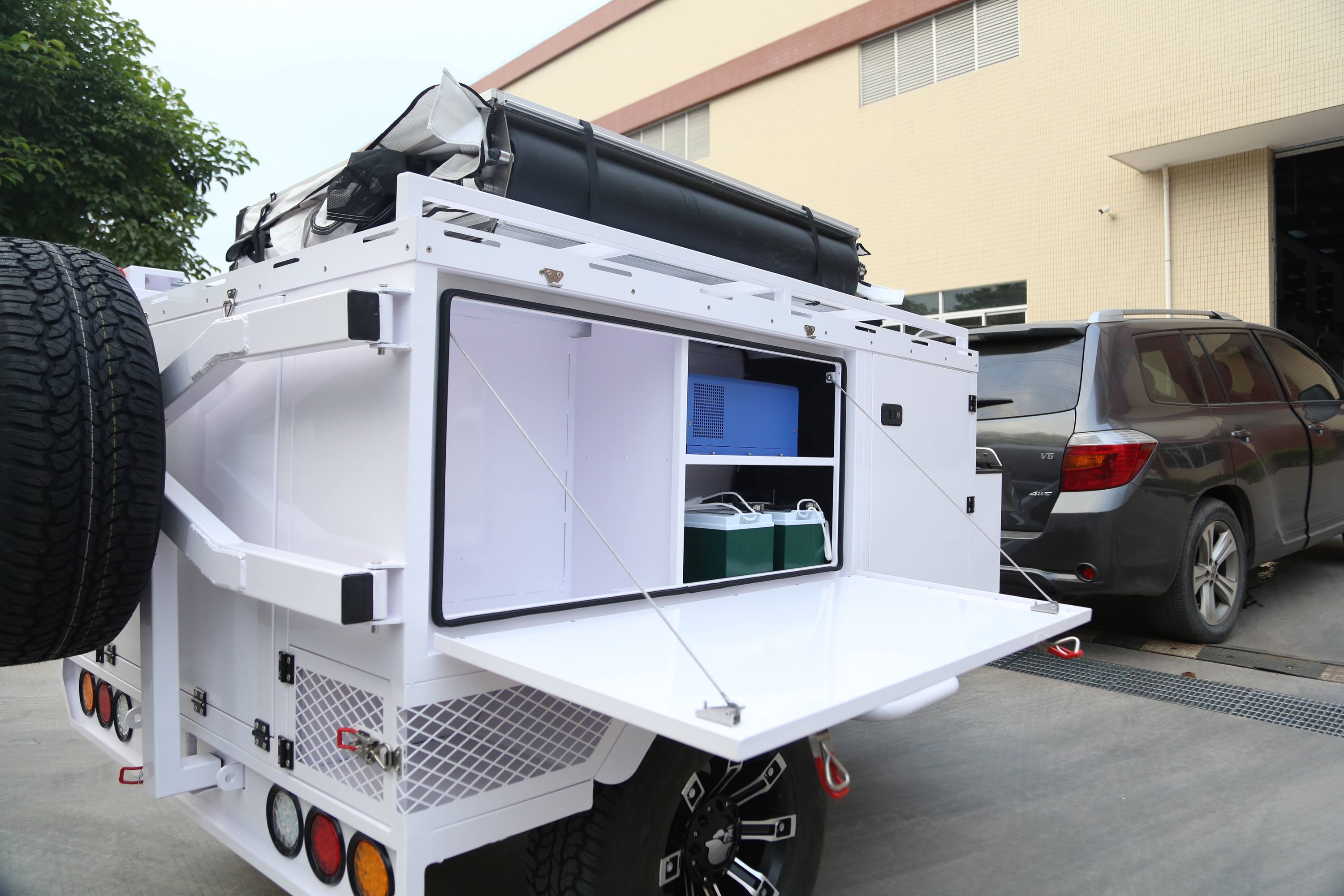 Rimorchio Camper Ibrido Legger - Off Road Camper Trailer Tent recensione e prezzo