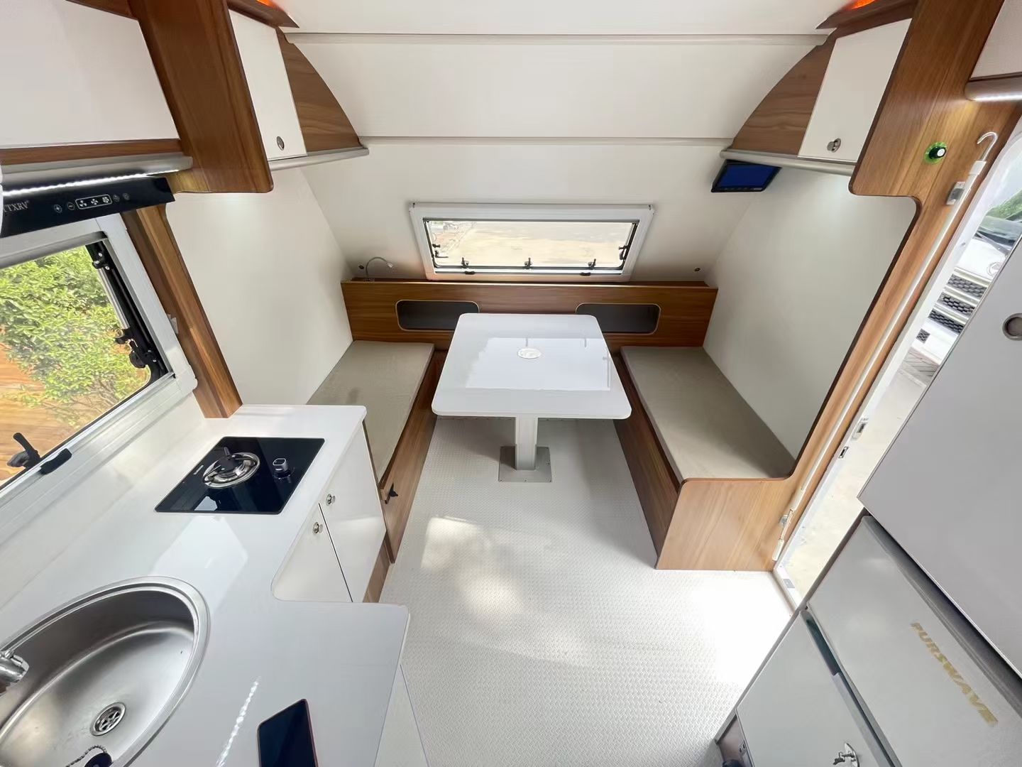 Rimorchio da Viaggio Fuoristra - Camper Trailer Suspension Independent recensione e prezzo